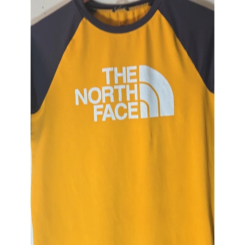 The North Face Boys XL 18/20 Orange Logo T-Shirt Youth Short Sleeve UPF 50‎ Tee
